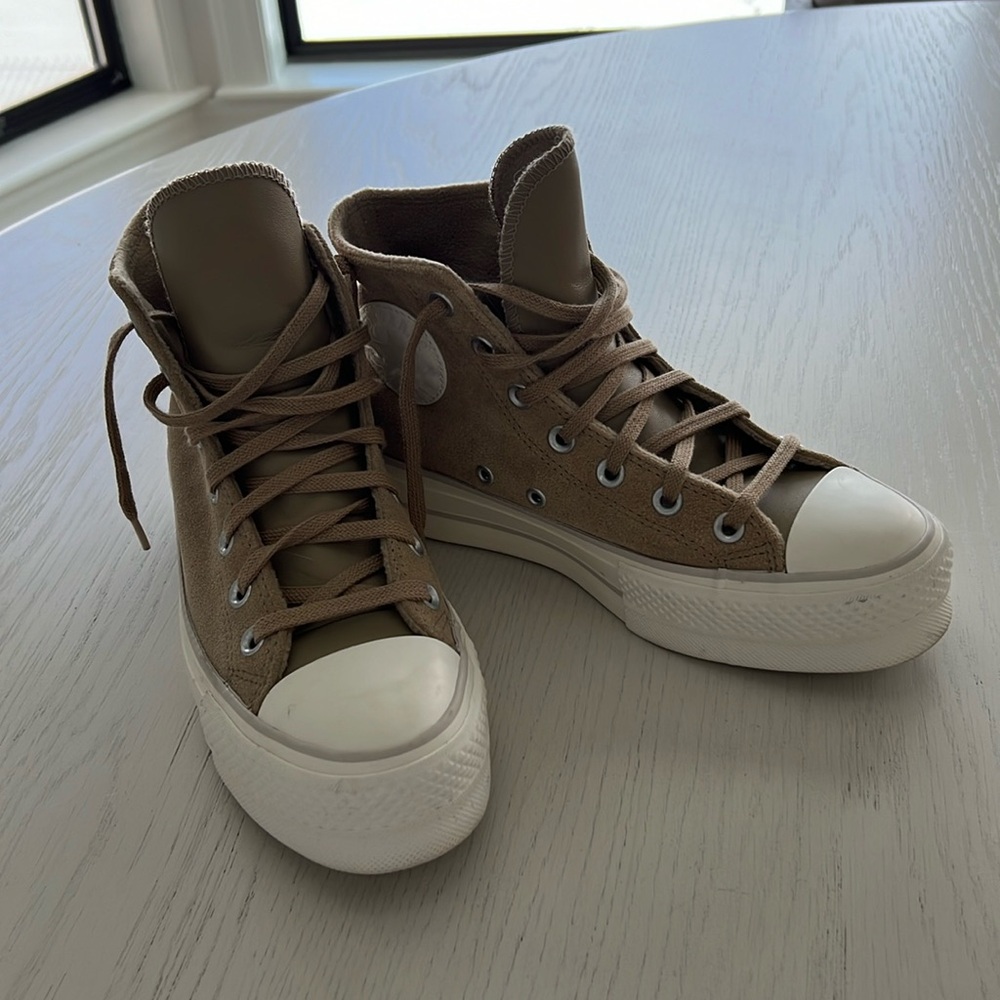 Suede/Leather Platform Converse - image 1
